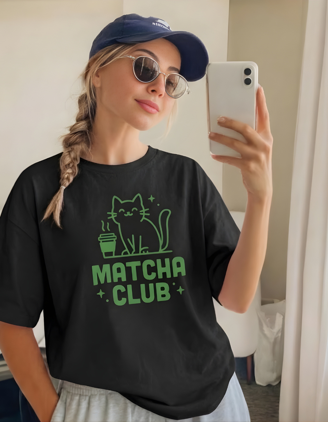 MATCHA CAT OVERSIZED T-SHIRT